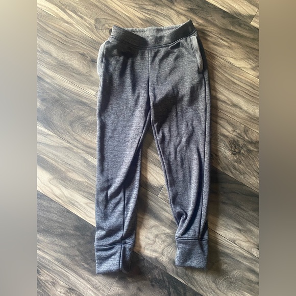 Champion Other - Girls size small 6/6x Champion sweat pants with pockets